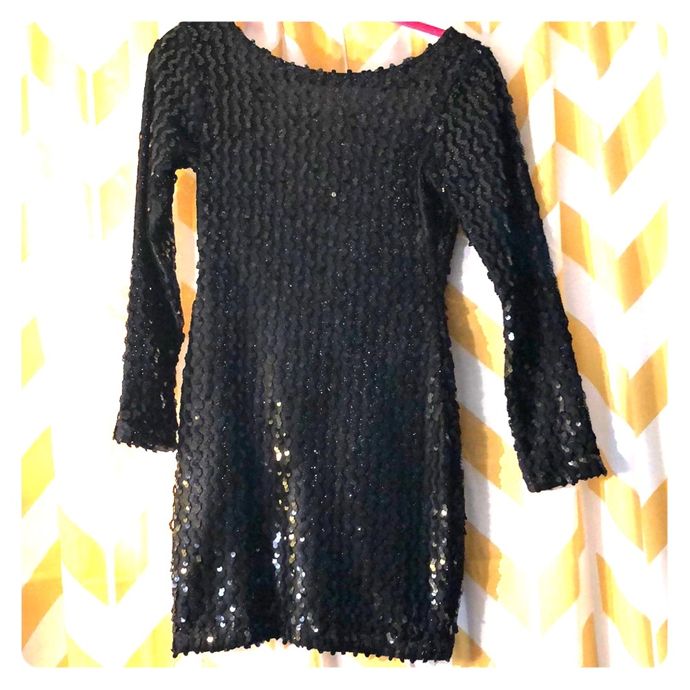 Black sequin backless dress